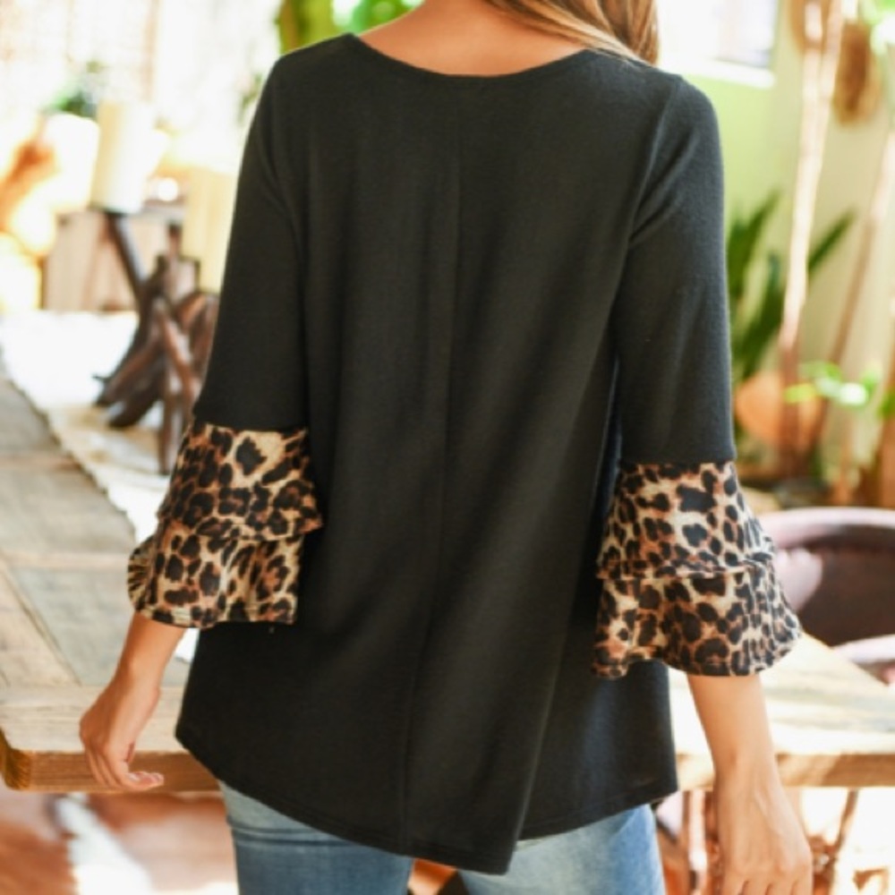Flutter Sleeve Tunic Top - Picture 10 of 11